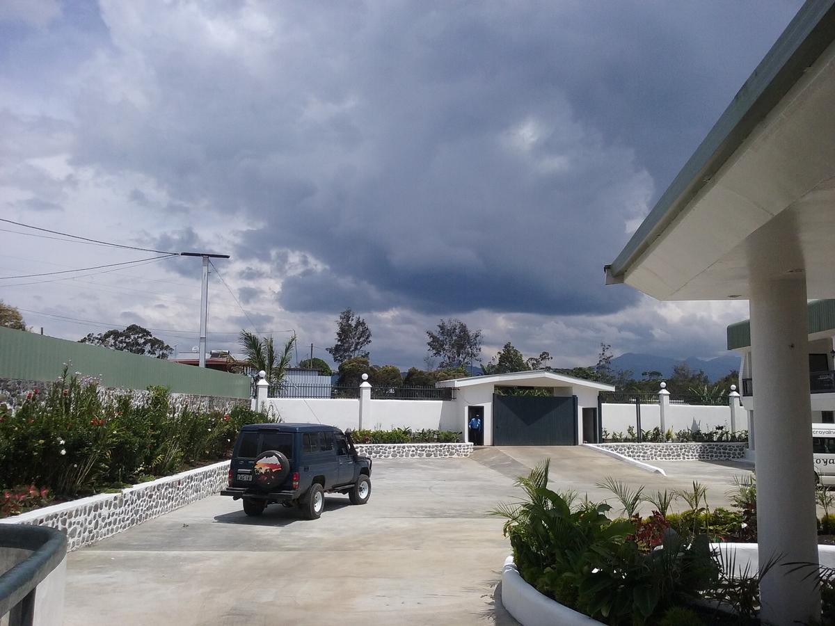 Mcroyal Hotel Mount Hagen Exterior foto